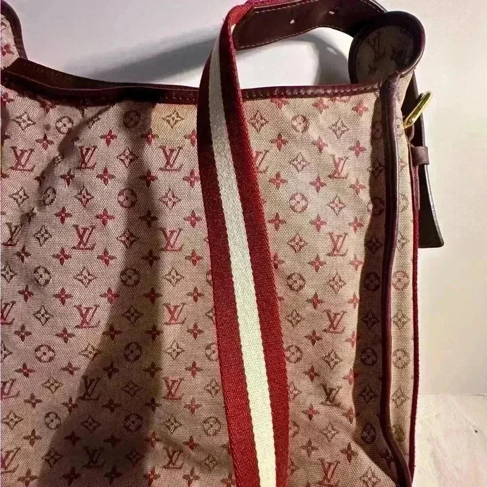 Louis Vuitton Medium Mary Kate Mini Lin Crossbody Shoulder Bag